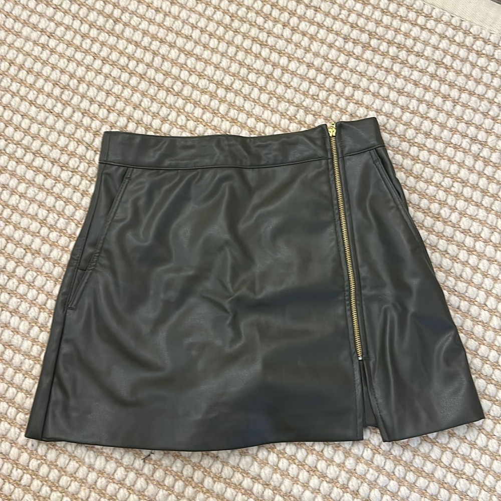 Dark green leather a skirt from zara